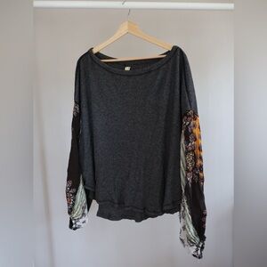 Free People Gray Women’s Top Colored Sleeves Size L